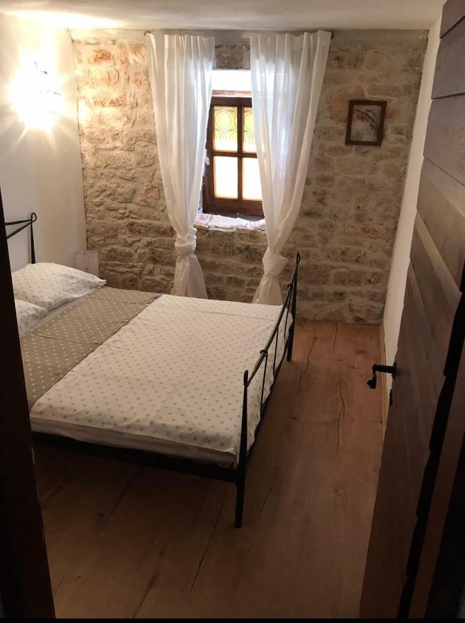 Apartments Malic Pridraga Екстер'єр фото